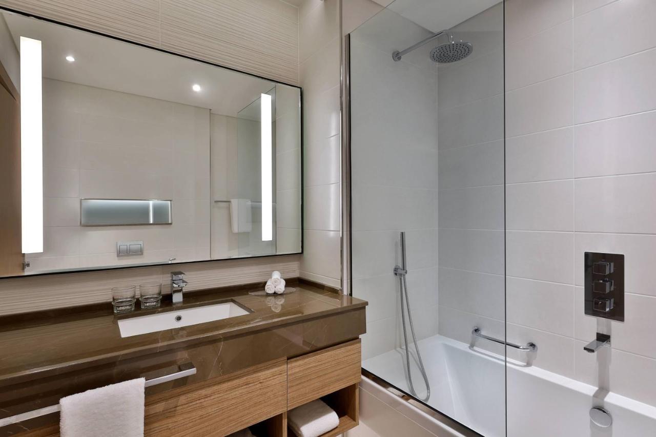 Residence Inn By Marriott Al Jaddaf Dubai Exteriör bild