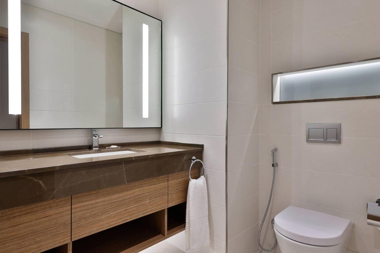 Residence Inn By Marriott Al Jaddaf Dubai Exteriör bild